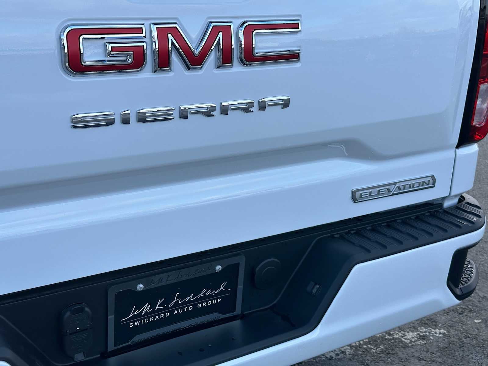 2026 GMC Sierra 1500 Elevation