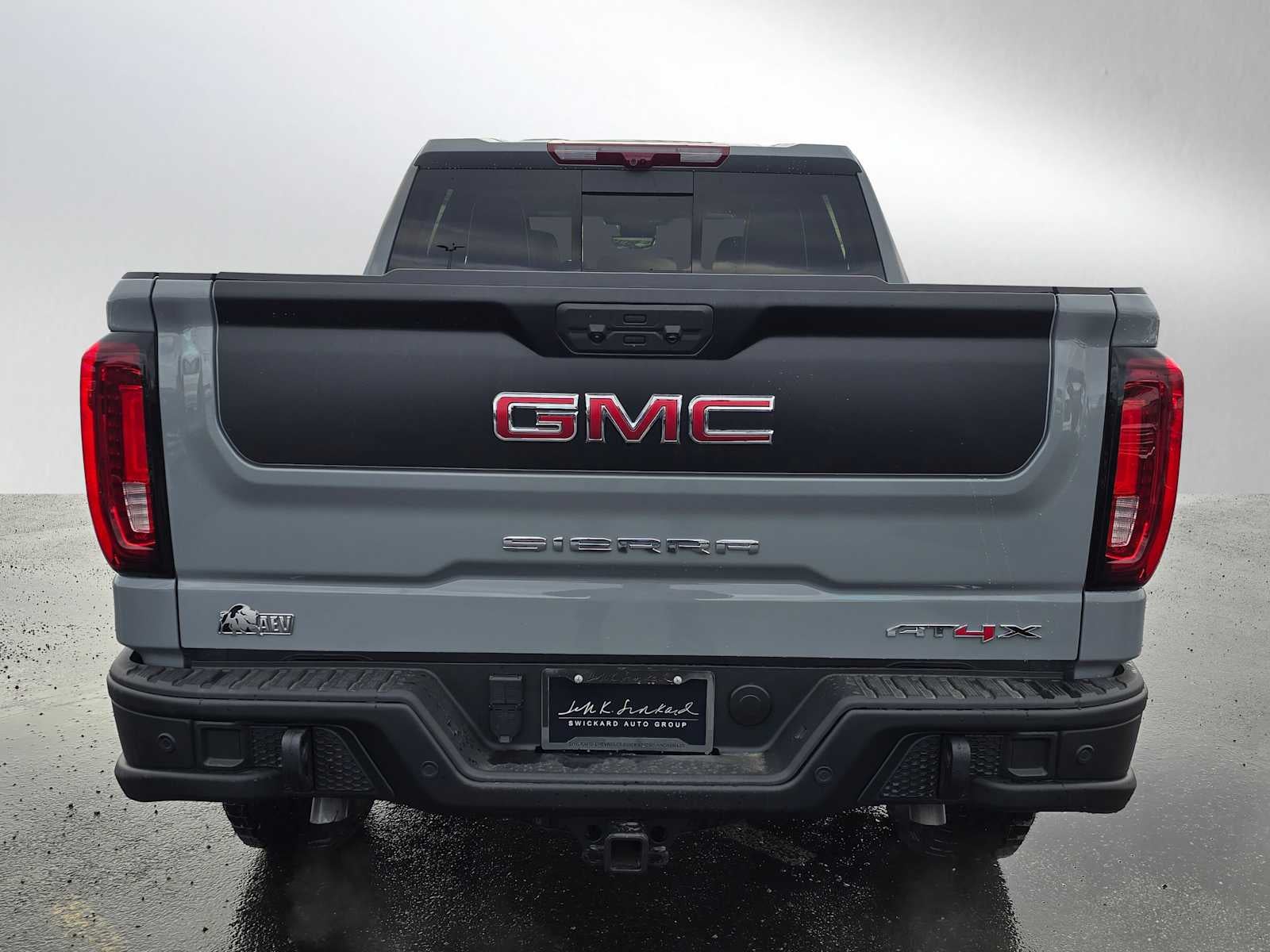 2024 GMC Sierra 1500 AT4X