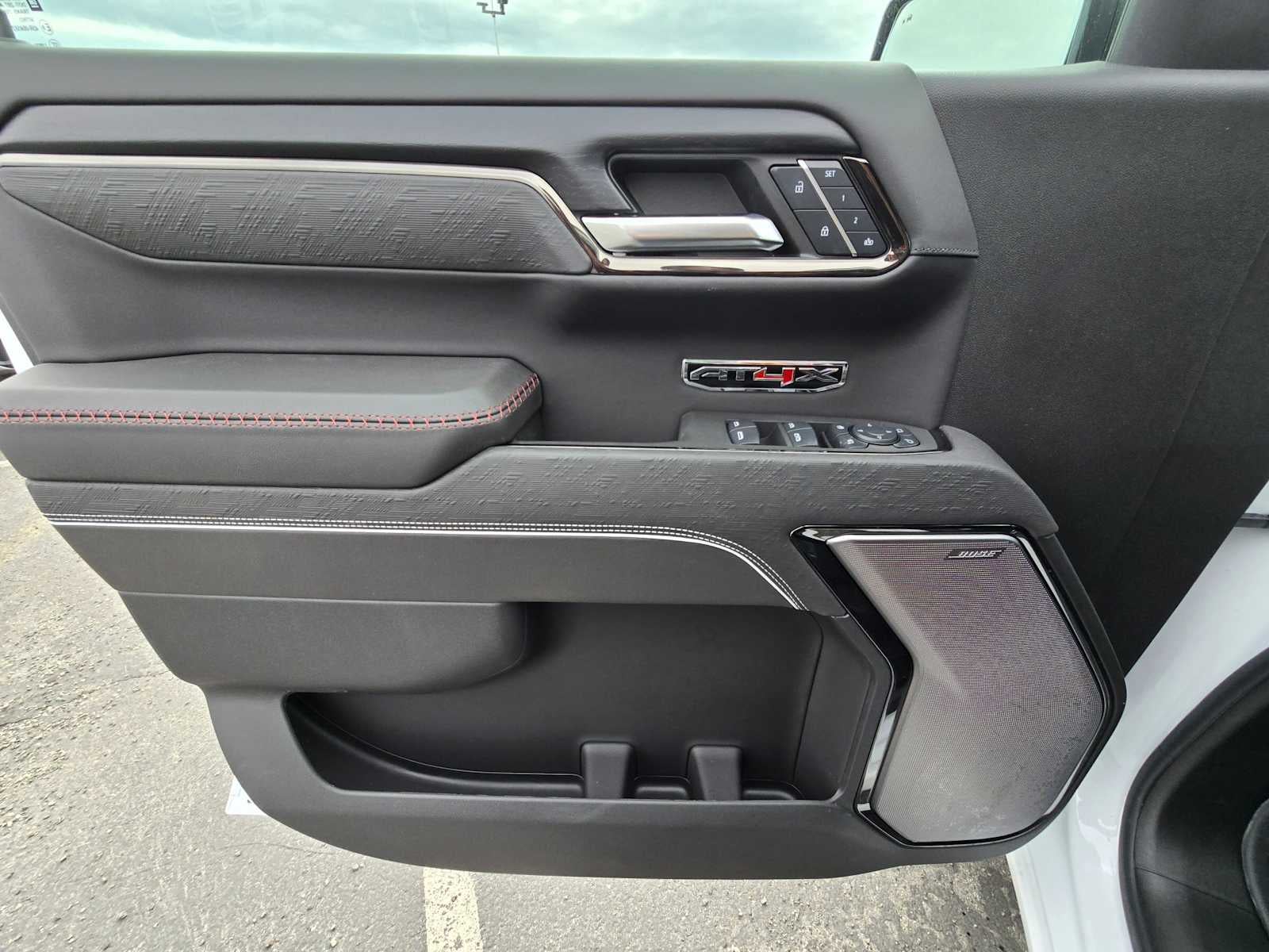 2024 GMC Sierra 1500 AT4X