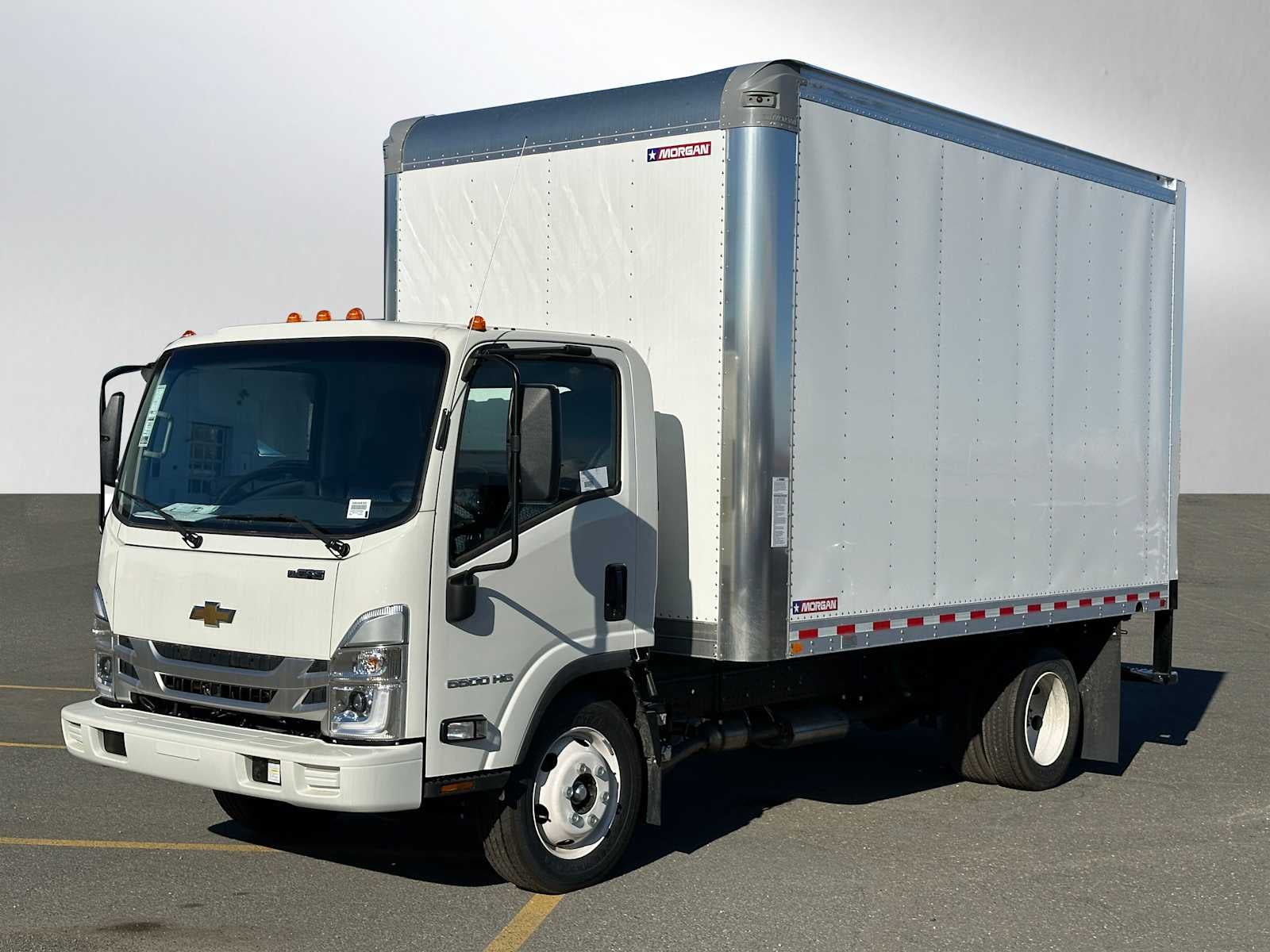 2025 Chevrolet Low Cab Forward 5500 HG Base