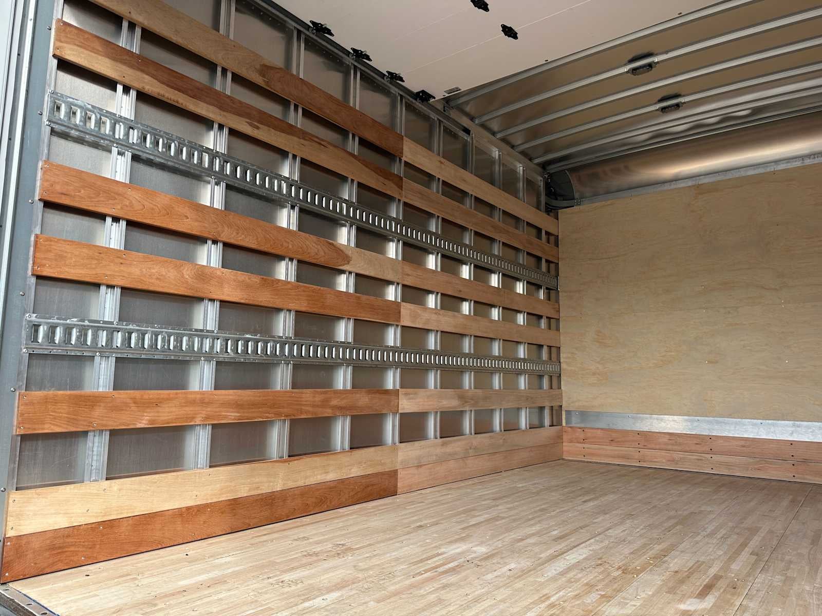 2025 Chevrolet Low Cab Forward 5500 HG Base