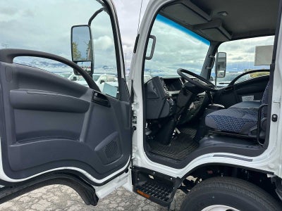 2025 Chevrolet Low Cab Forward 5500 HG Base