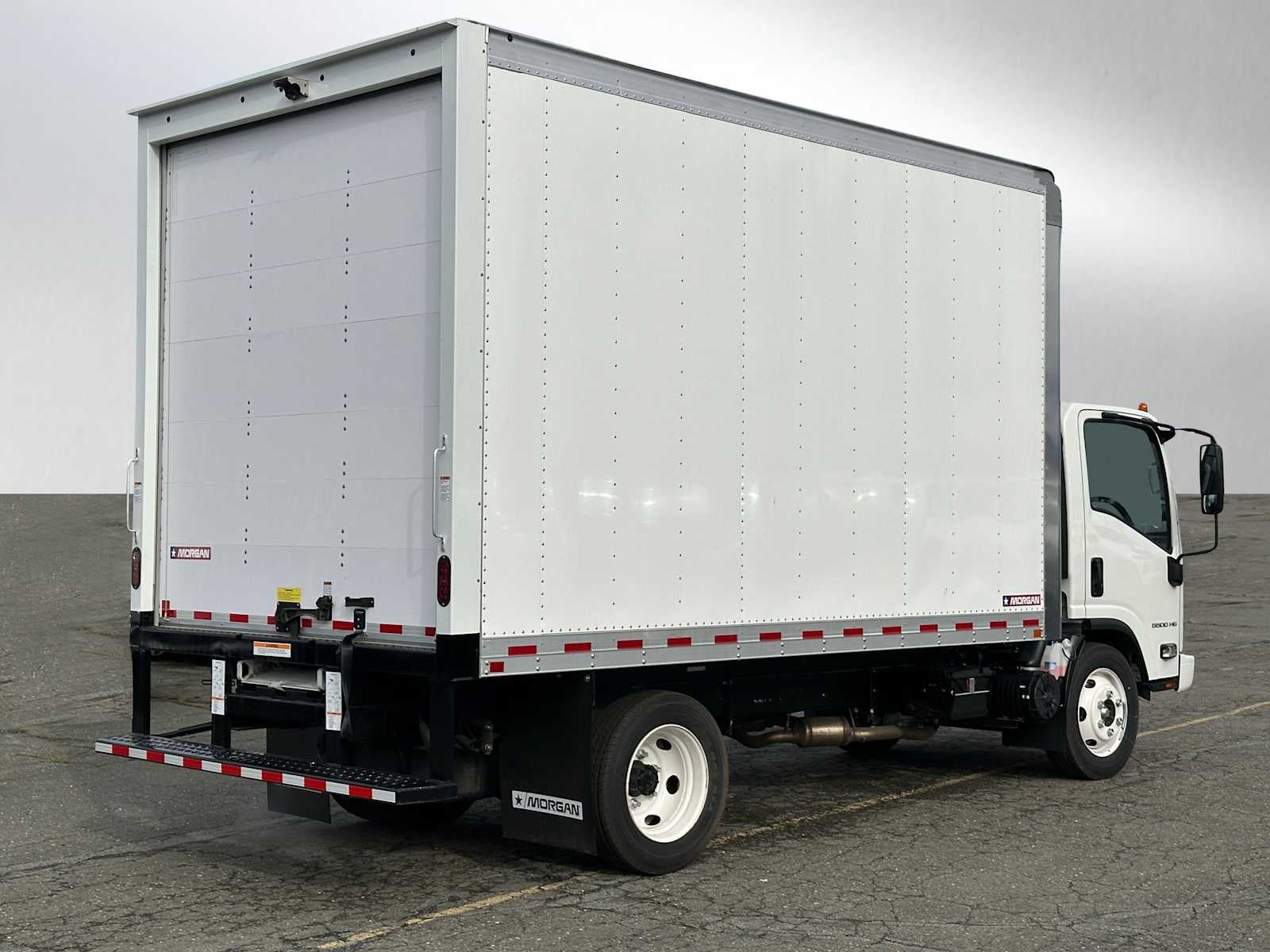 2025 Chevrolet Low Cab Forward 5500 HG Base