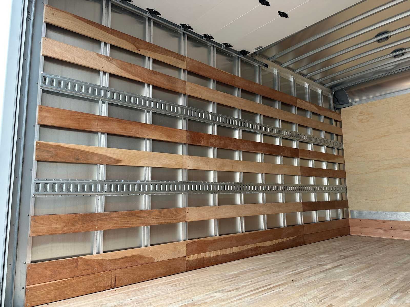 2025 Chevrolet Low Cab Forward 5500 HG Base