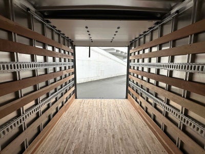 2025 Chevrolet Low Cab Forward 5500 HG Base