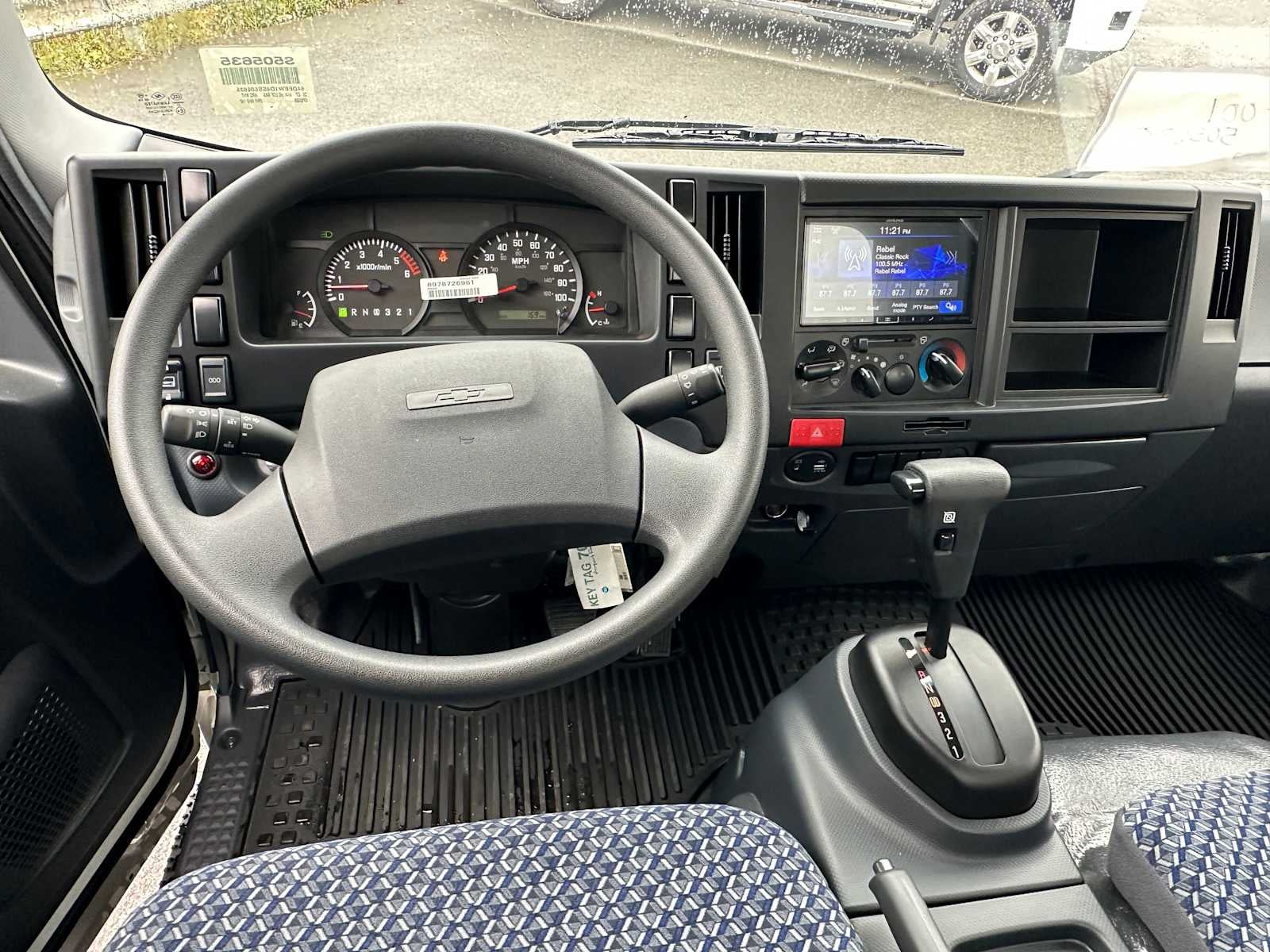 2025 Chevrolet Low Cab Forward 5500 HG Base