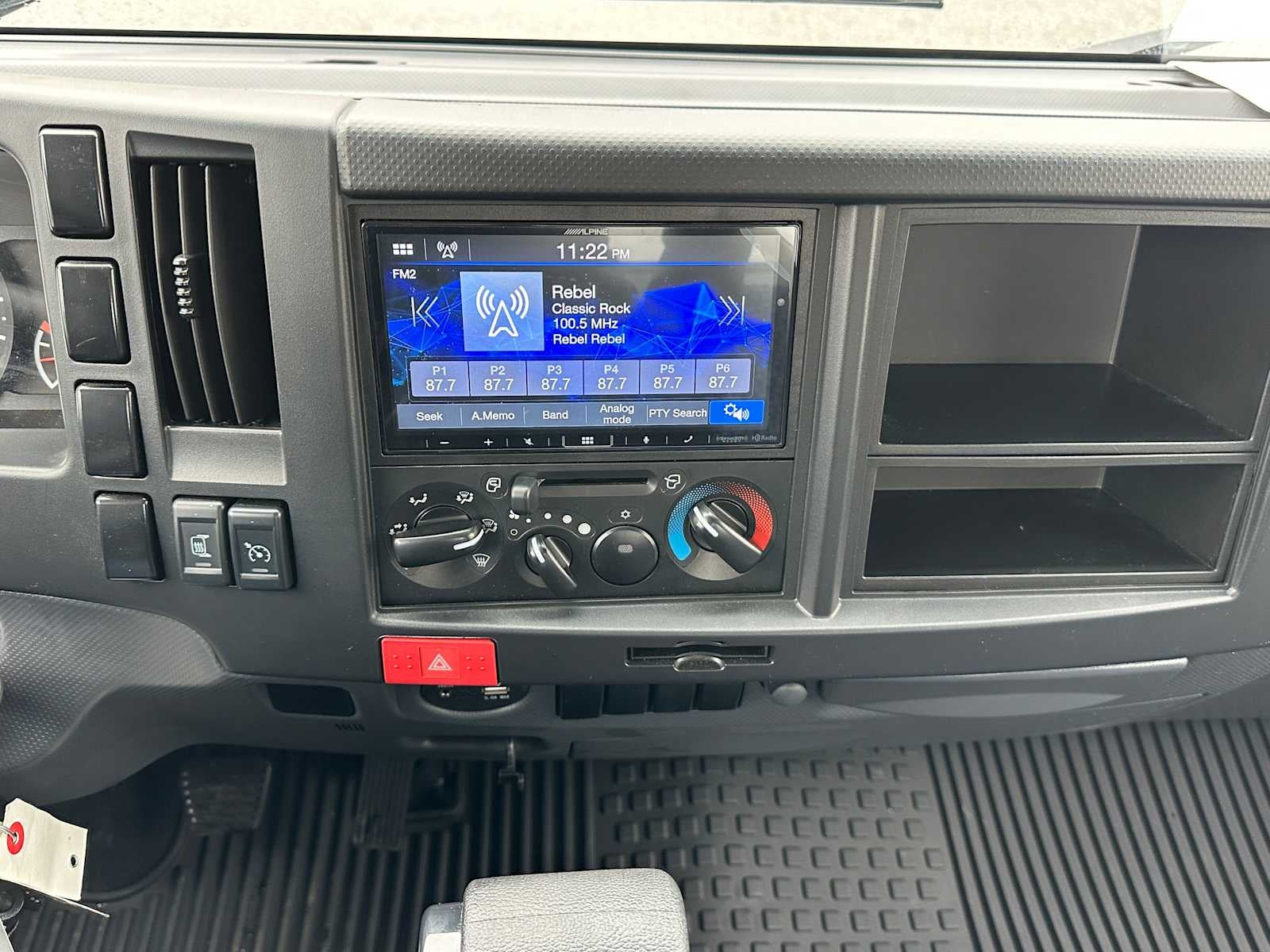 2025 Chevrolet Low Cab Forward 5500 HG Base