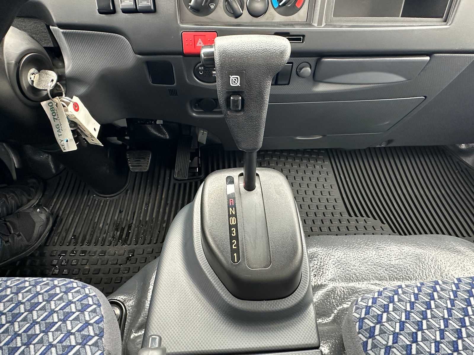 2025 Chevrolet Low Cab Forward 5500 HG Base