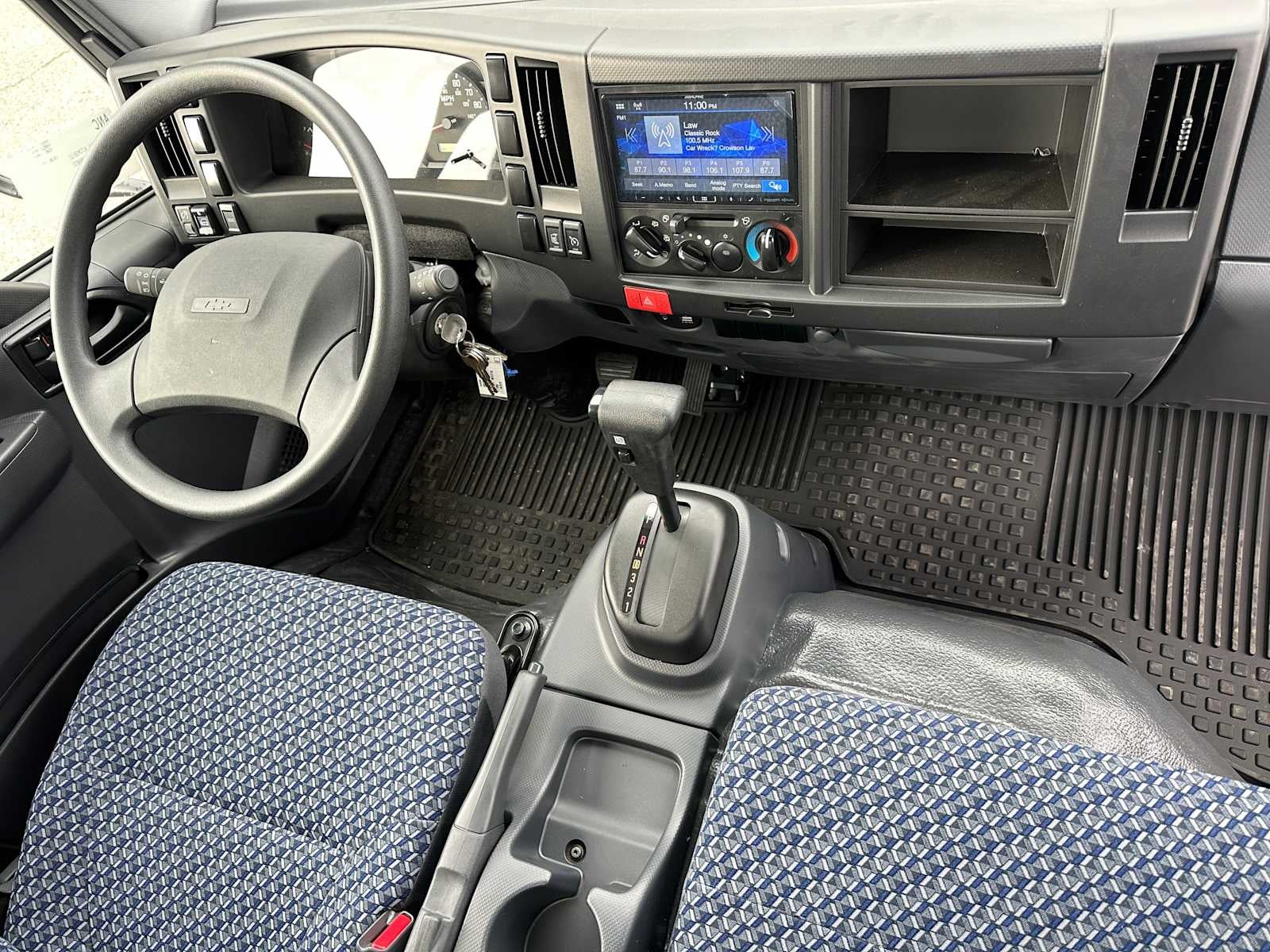 2025 Chevrolet Low Cab Forward 5500 HG Base