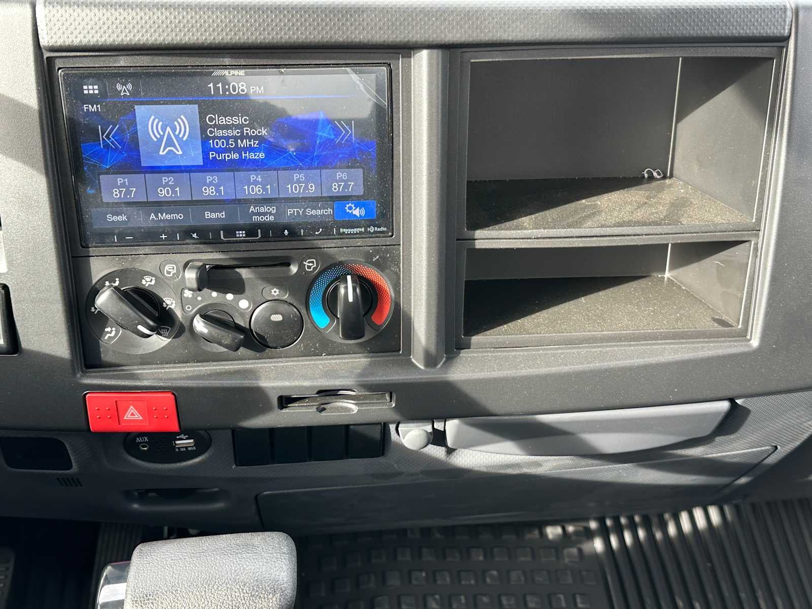 2025 Chevrolet Low Cab Forward 5500 HG Base