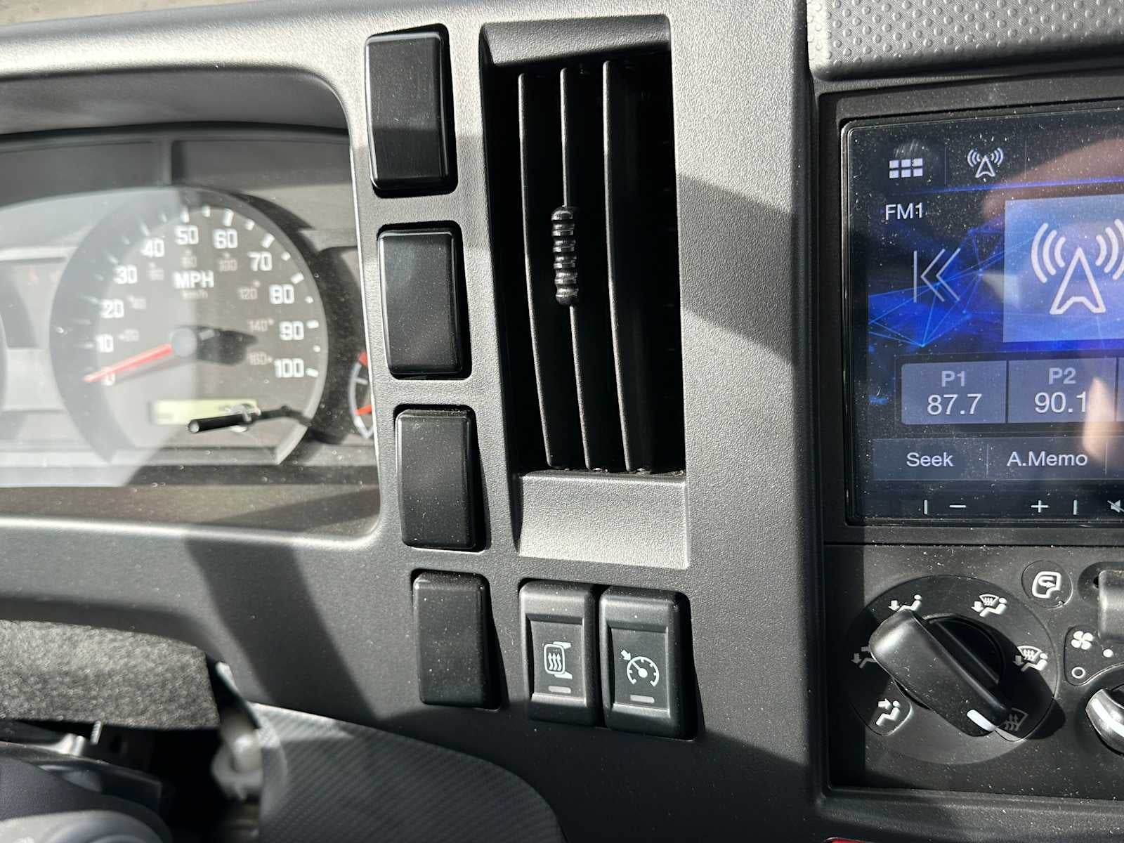 2025 Chevrolet Low Cab Forward 5500 HG Base