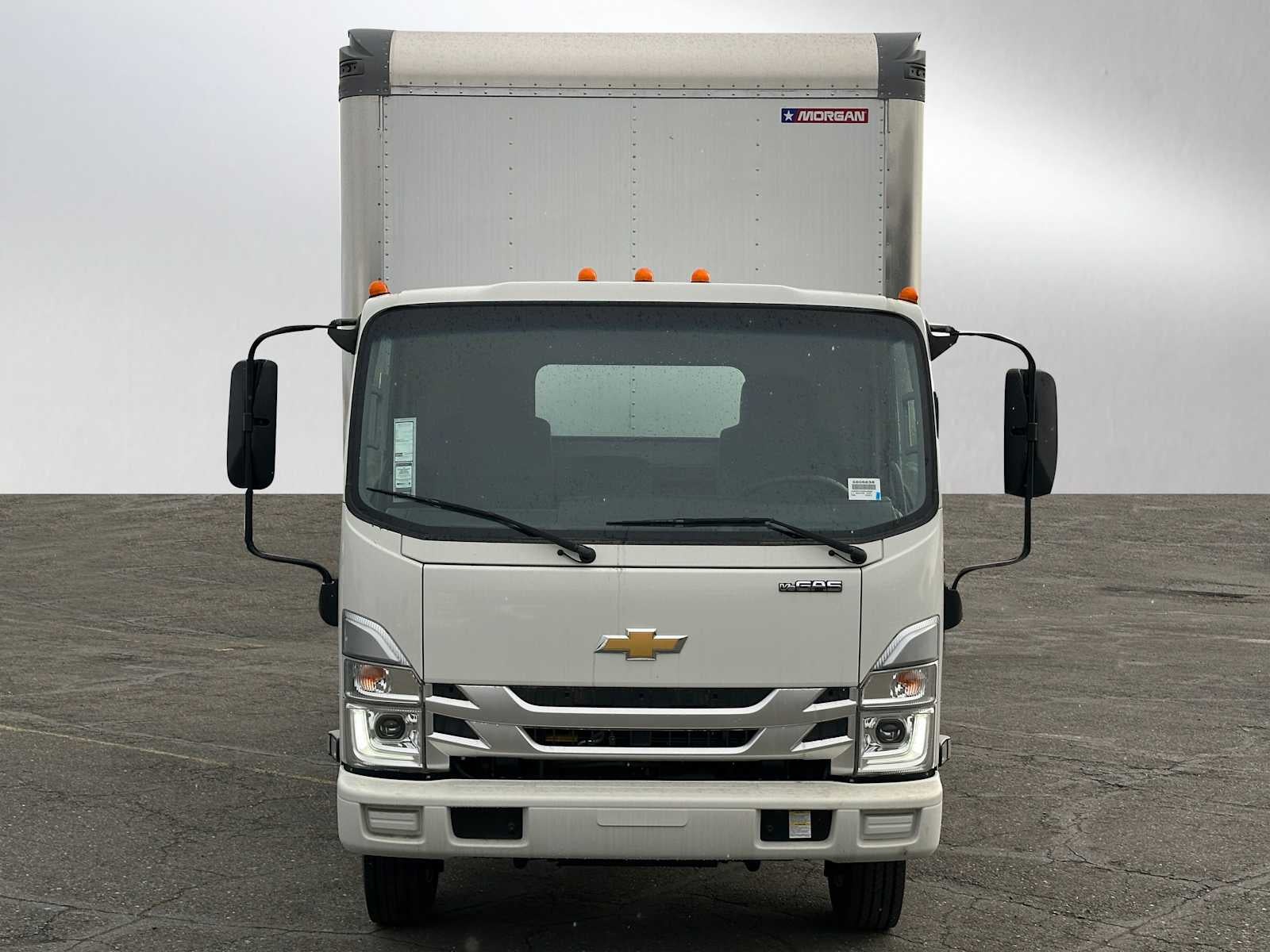 2025 Chevrolet Low Cab Forward 5500 HG Base