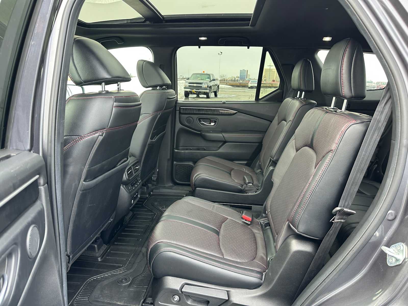 2025 Honda Pilot Black Edition