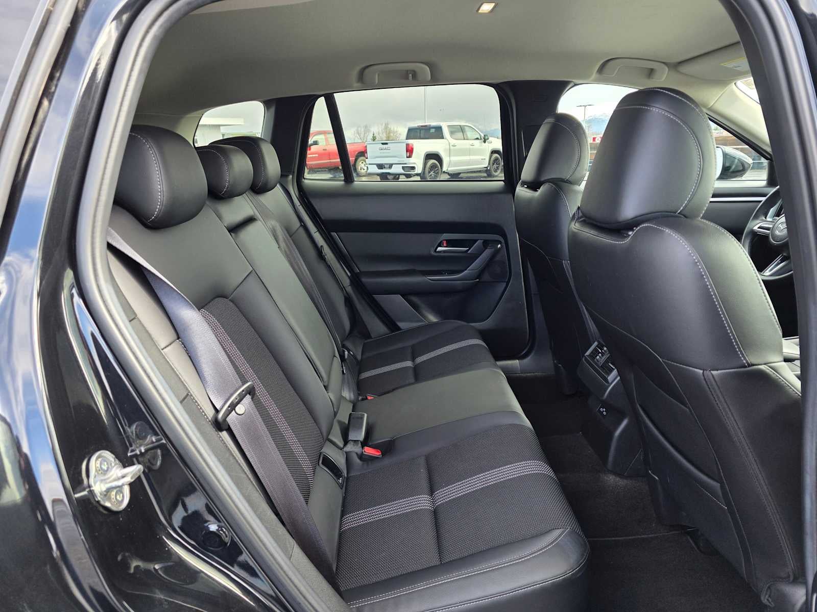 2025 Mazda Mazda CX-50 2.5 S Preferred Package