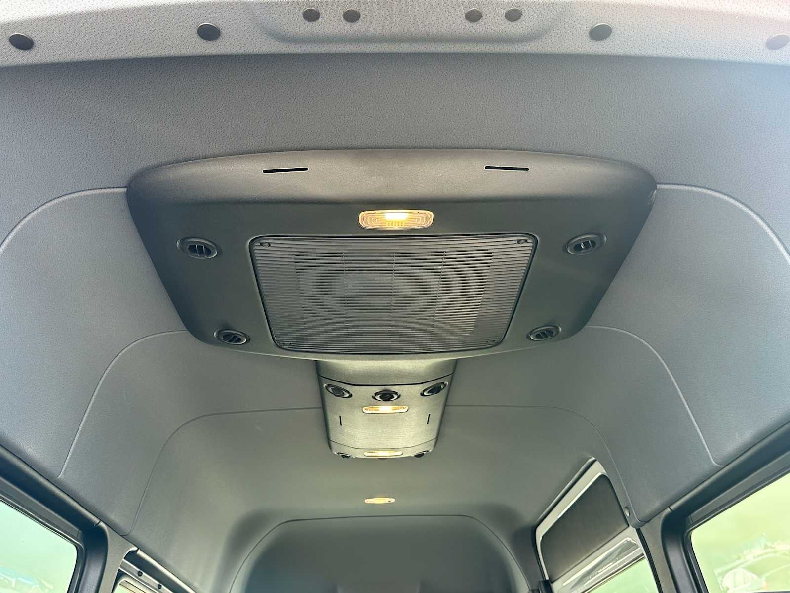 2024 Mercedes-Benz Sprinter Passenger Van 2500 STANDARD ROO