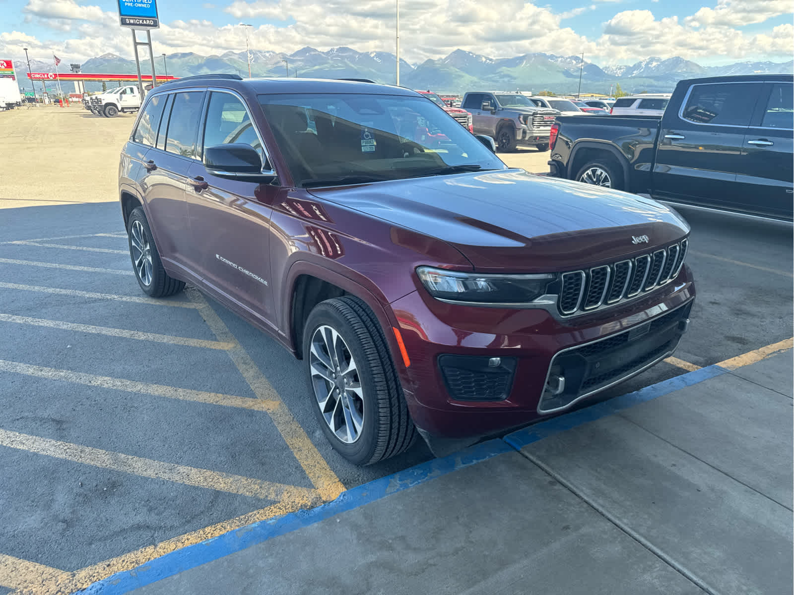 2025 Jeep Grand Cherokee Overland 4x4