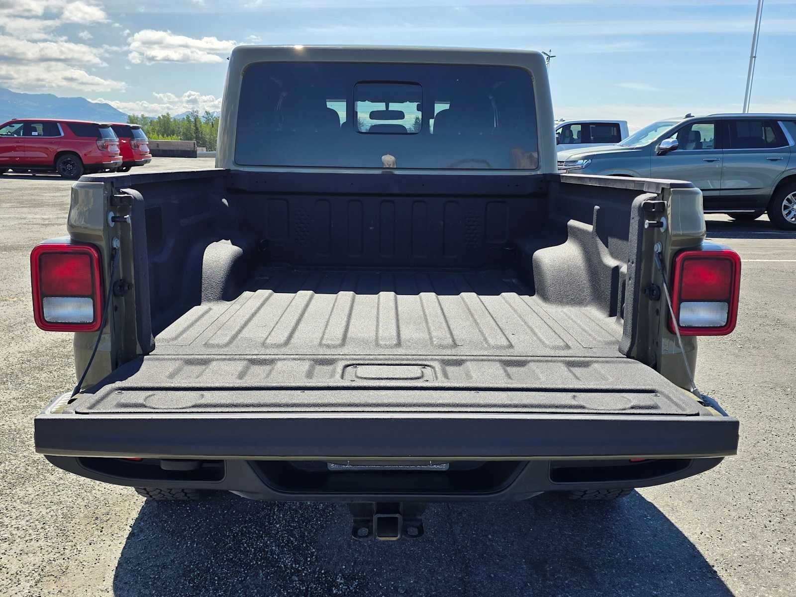 2025 Jeep Gladiator Nighthawk