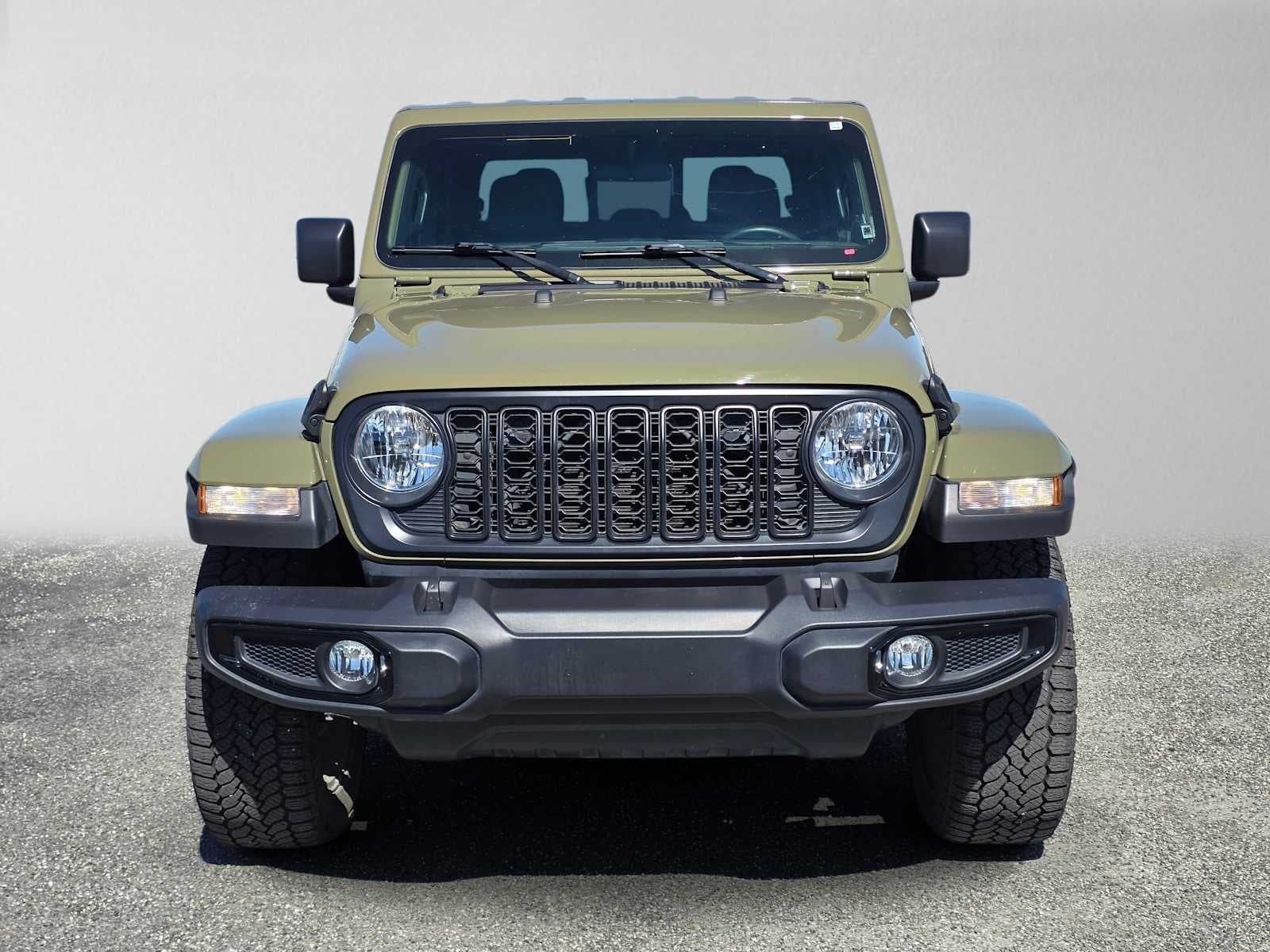 2025 Jeep Gladiator Nighthawk