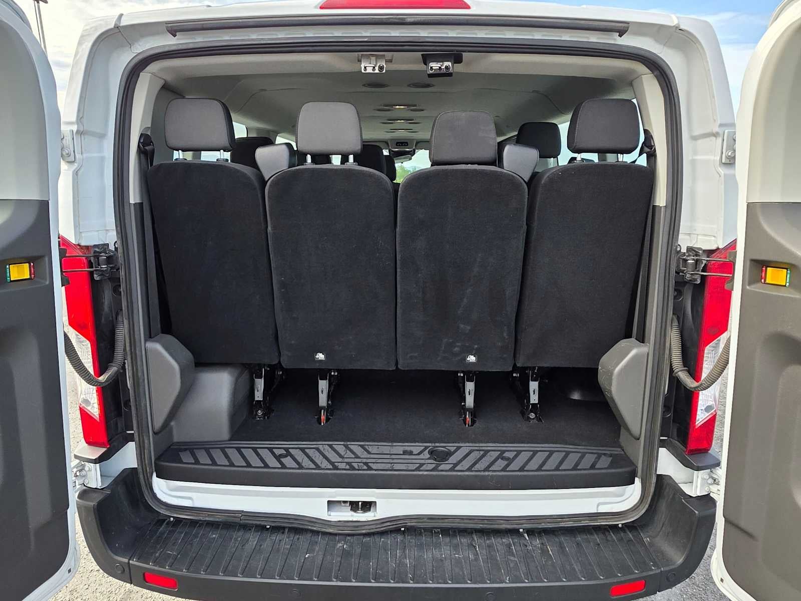 2024 Ford Transit Passenger Wagon XL