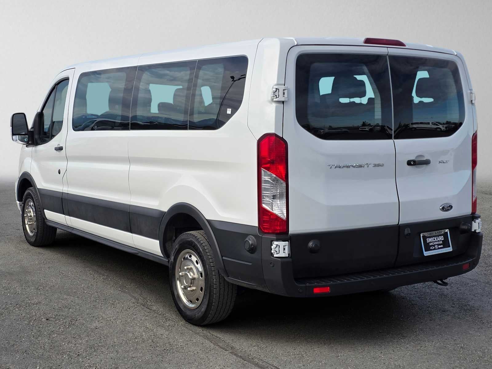 2024 Ford Transit Passenger Wagon XL