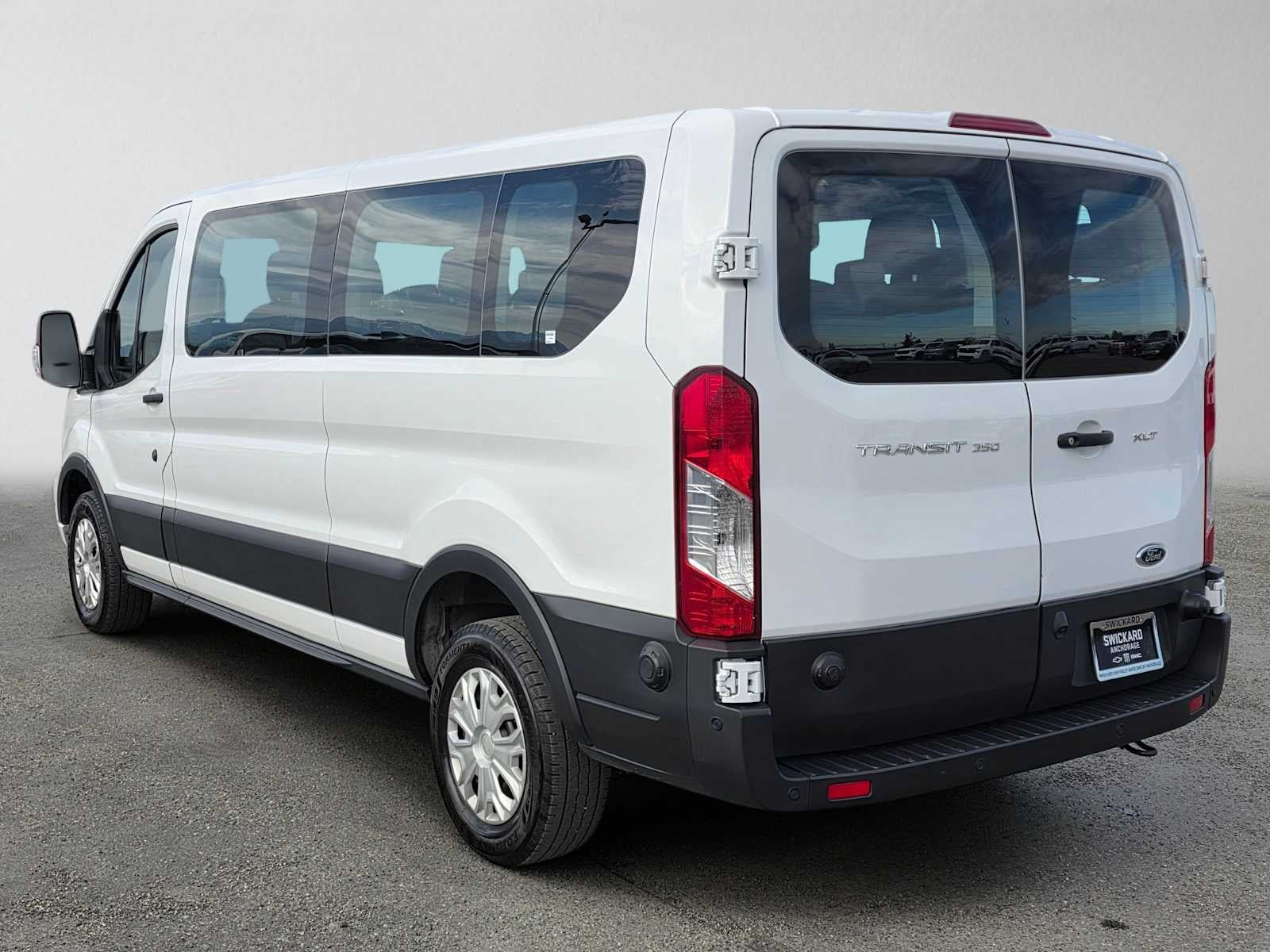2024 Ford Transit Passenger Wagon XL
