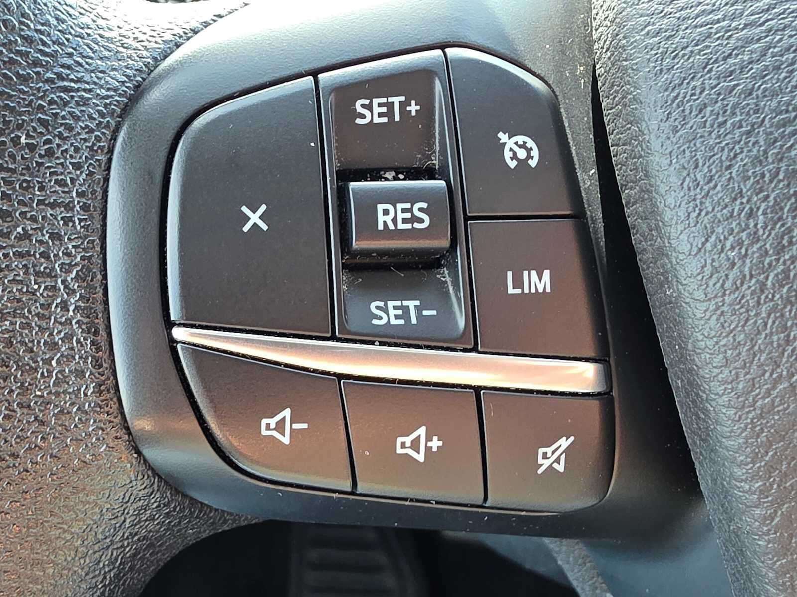 2024 Ford Transit Passenger Wagon XL