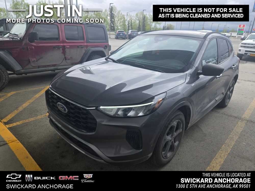 2024 Ford Escape ST-Line