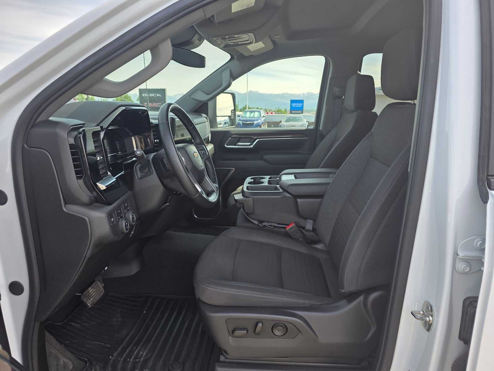 2025 Chevrolet Silverado 2500 HD LT
