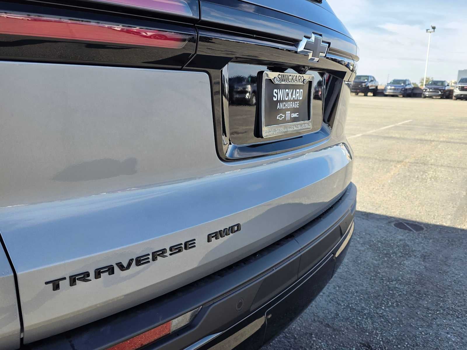 2027 Chevrolet Traverse LT