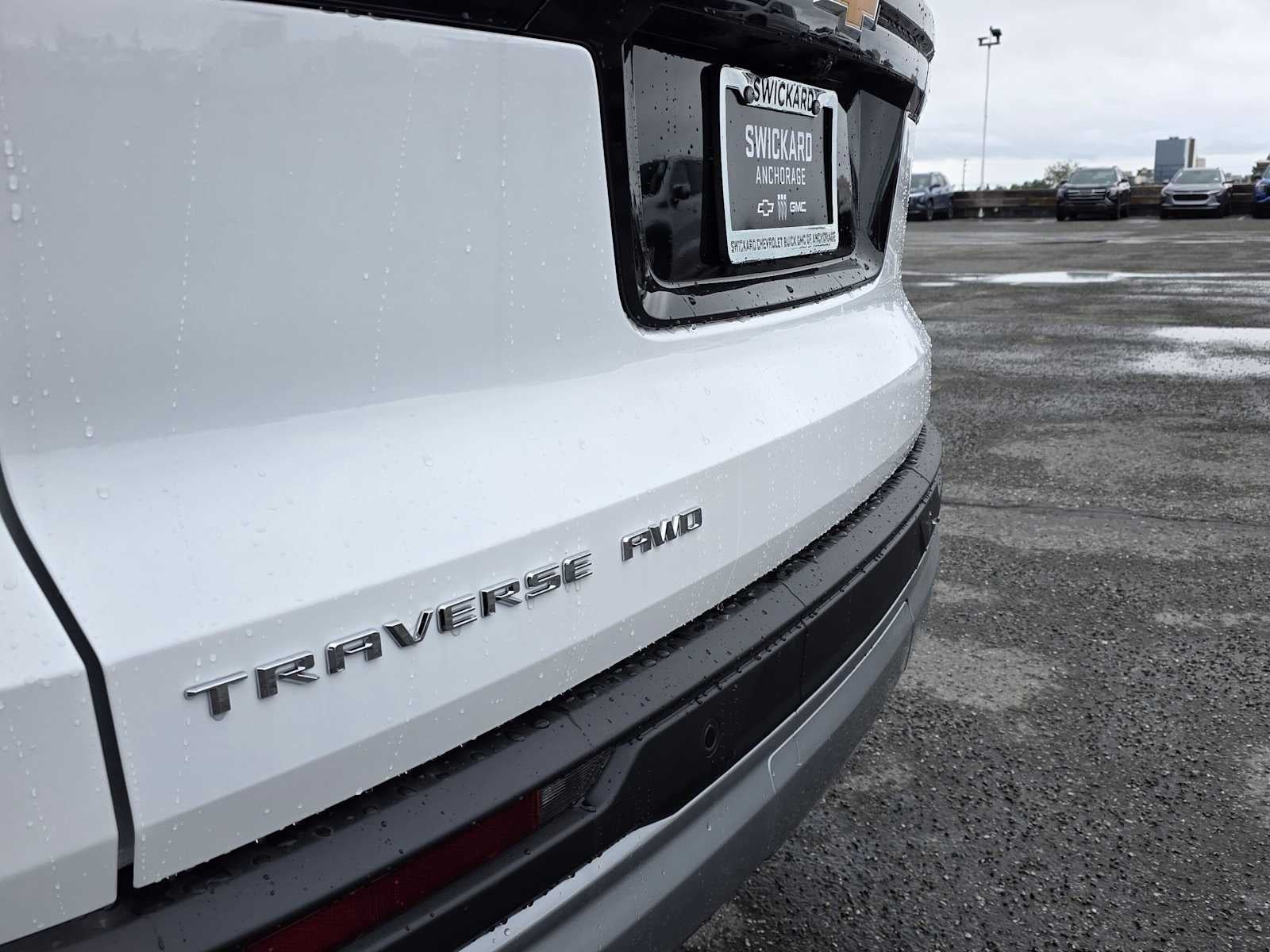 2027 Chevrolet Traverse LT
