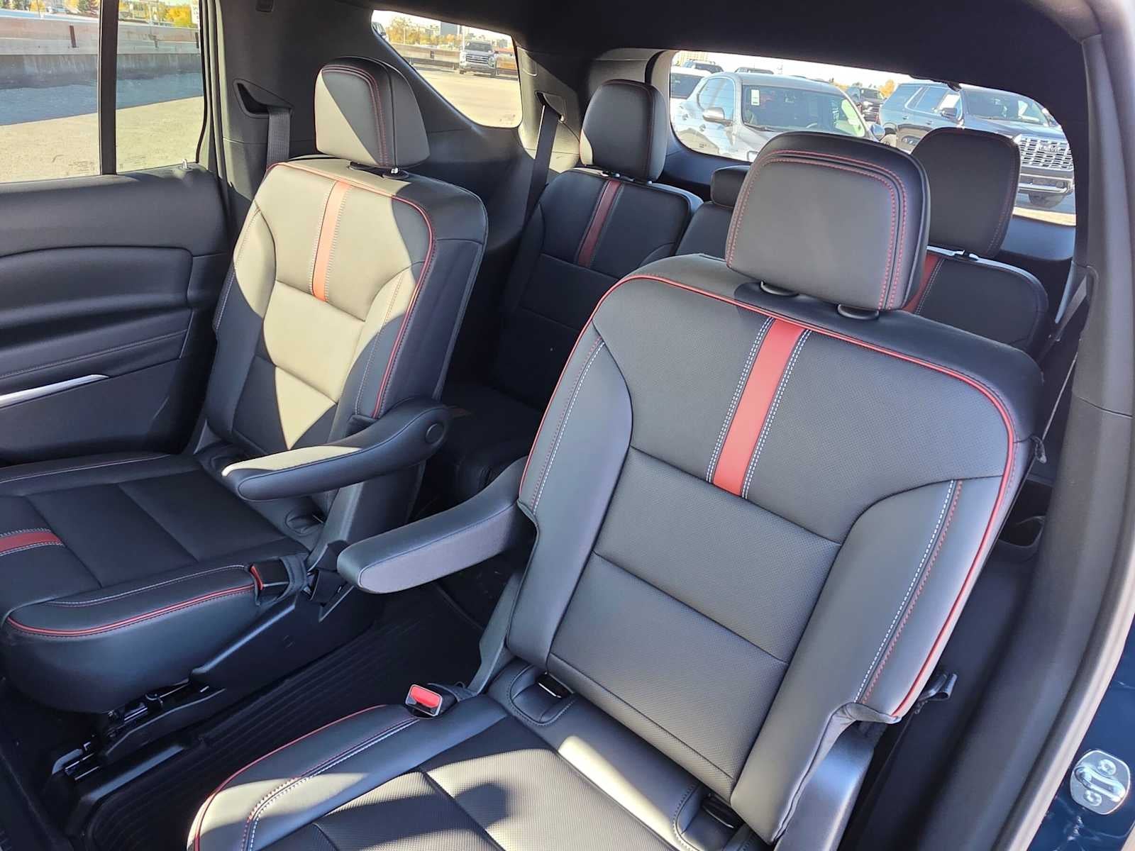 2027 Chevrolet Traverse RS