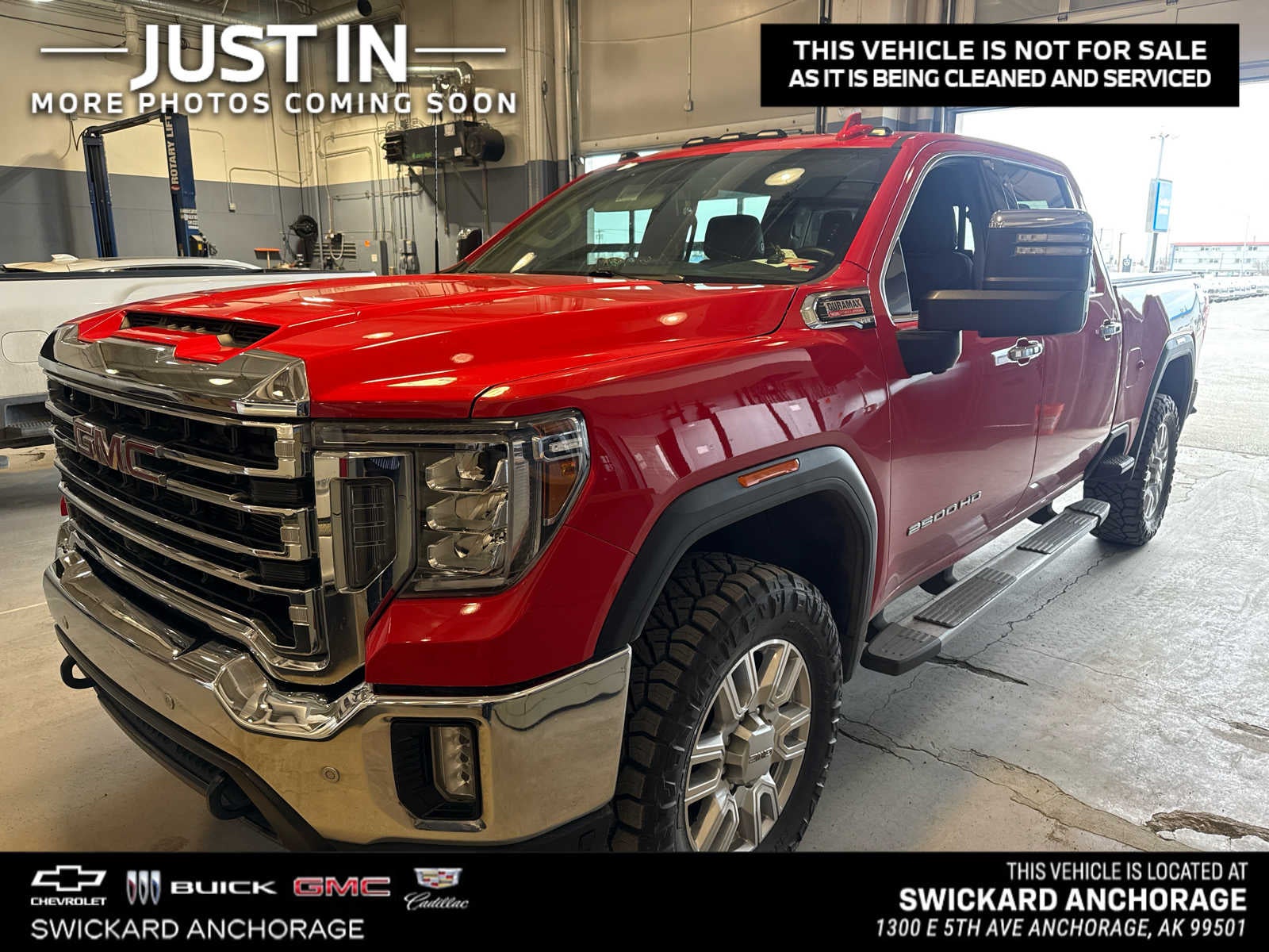 2023 GMC Sierra 4WD Crew Cab Standard Box SLT's photo