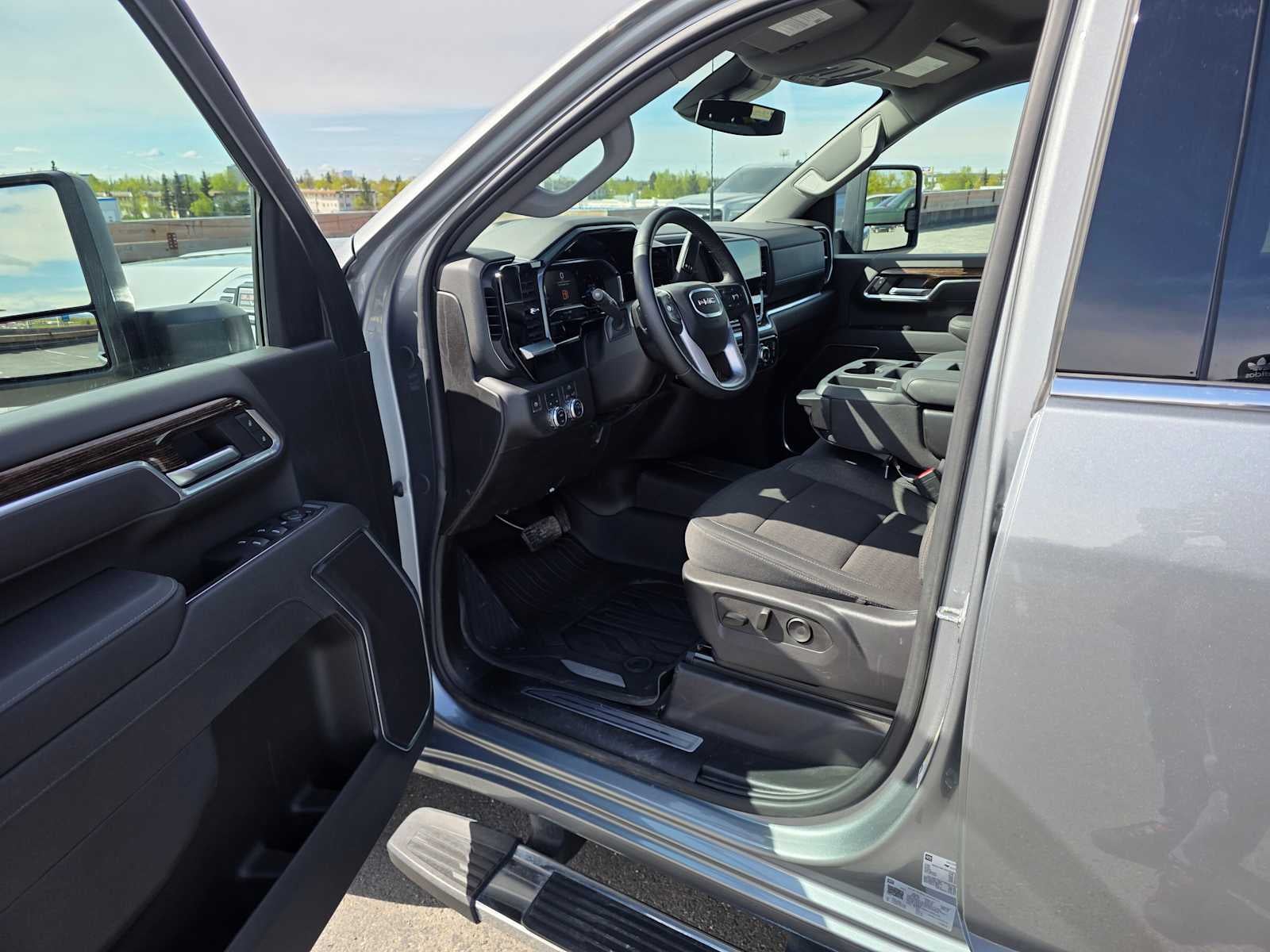 2025 GMC Sierra 2500 HD SLE