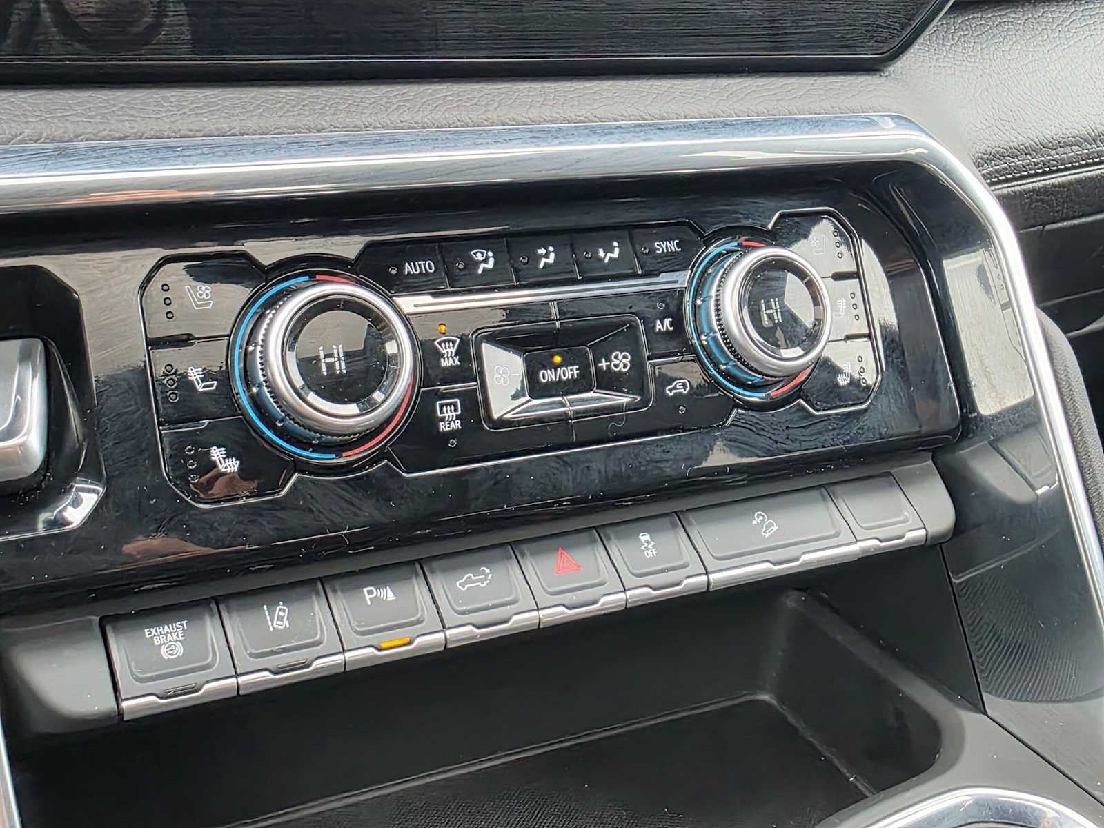 2025 GMC Sierra 2500 HD Denali