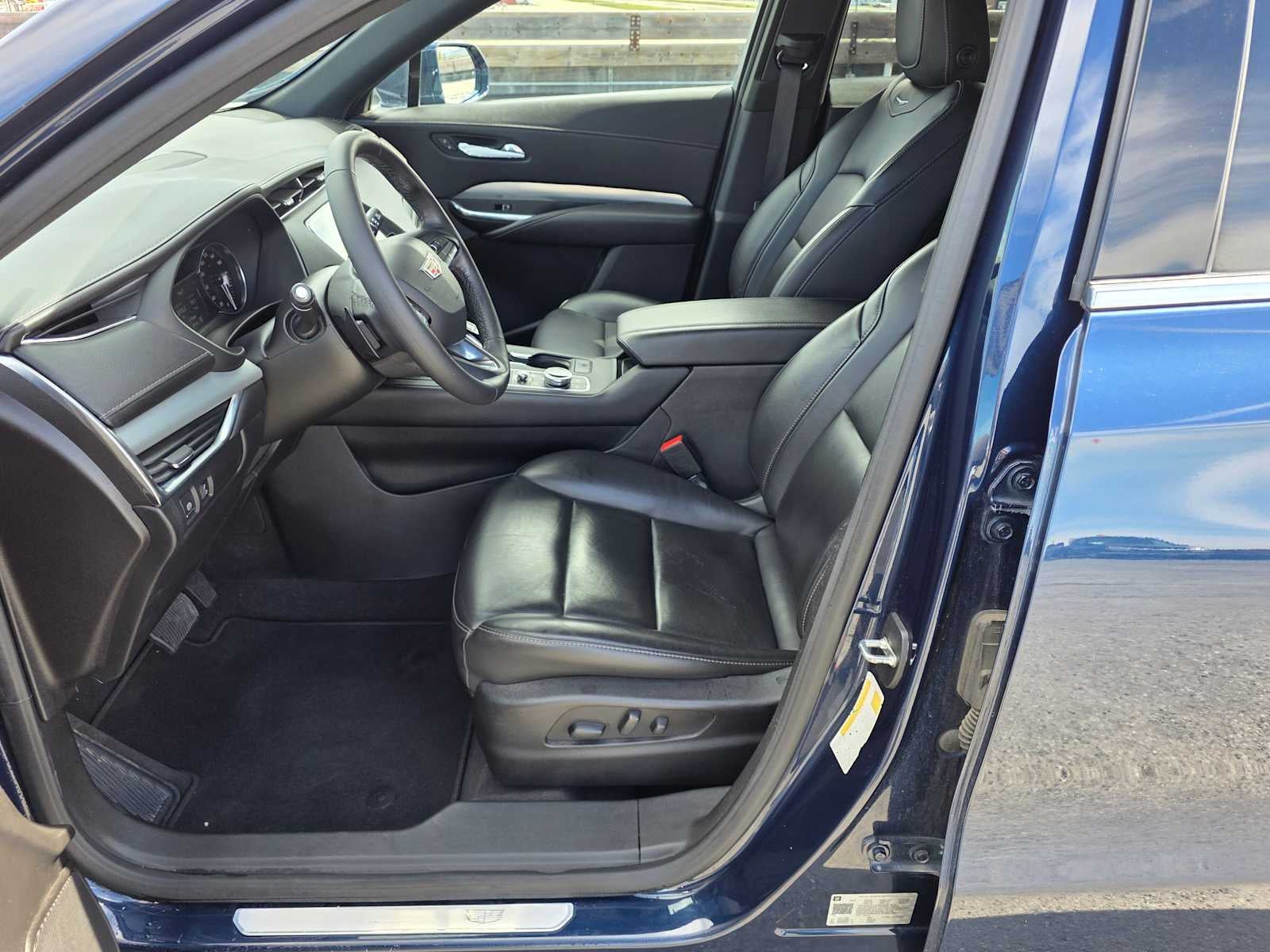 2020 Cadillac XT4 AWD Premium Luxury