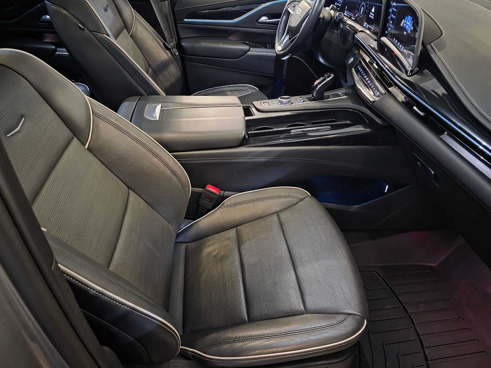 2023 Cadillac Escalade 4WD Sport