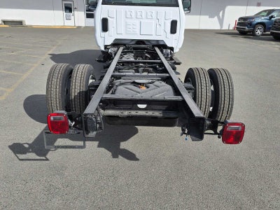 2023 Chevrolet Silverado 5500 HD Work Truck
