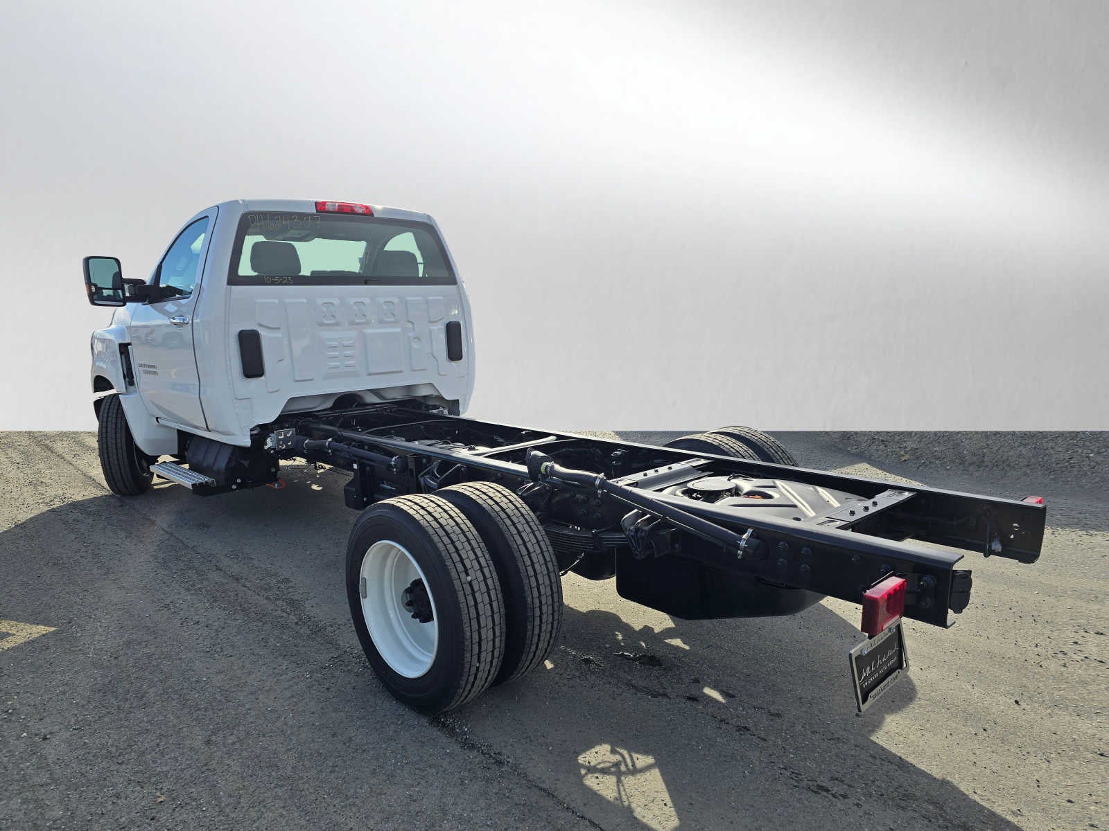 2023 Chevrolet Silverado 5500 HD Work Truck