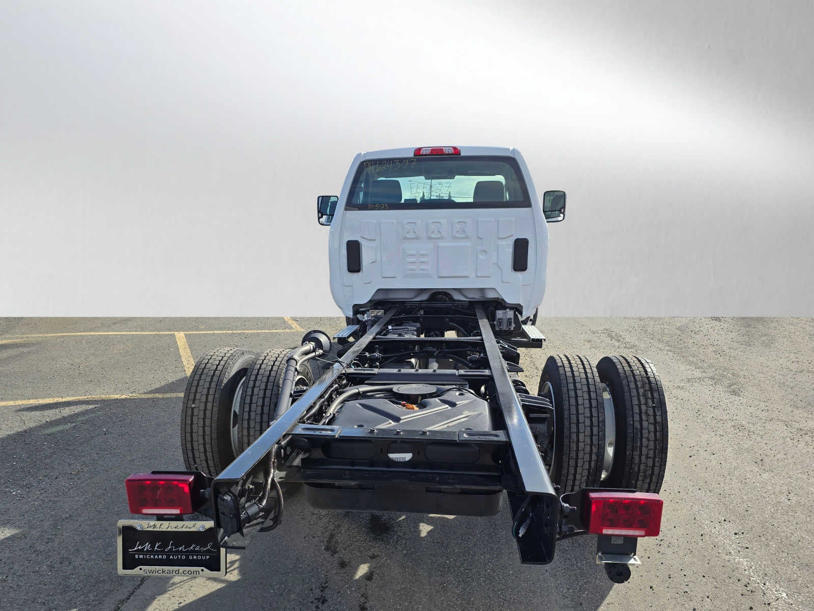 2023 Chevrolet Silverado 5500 HD Work Truck