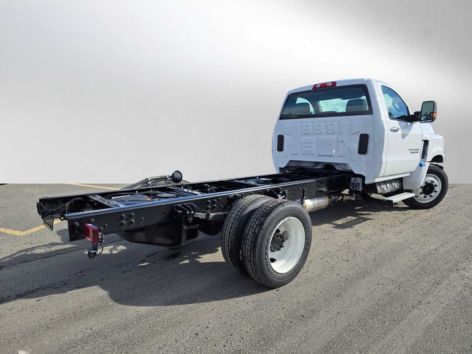 2023 Chevrolet Silverado 5500 HD Work Truck
