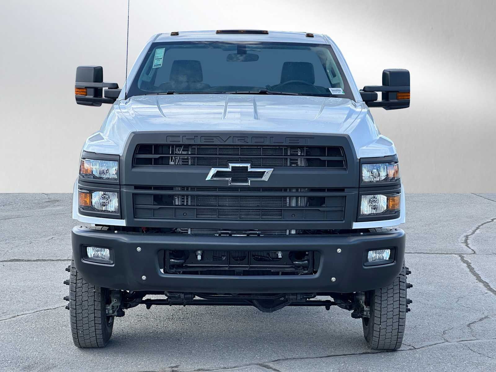 2024 Chevrolet Silverado 5500 HD Work Truck