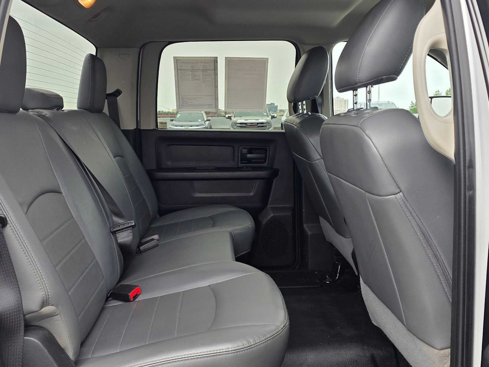 2018 RAM 2500 Tradesman Crew Cab 4x4 6'4" Box