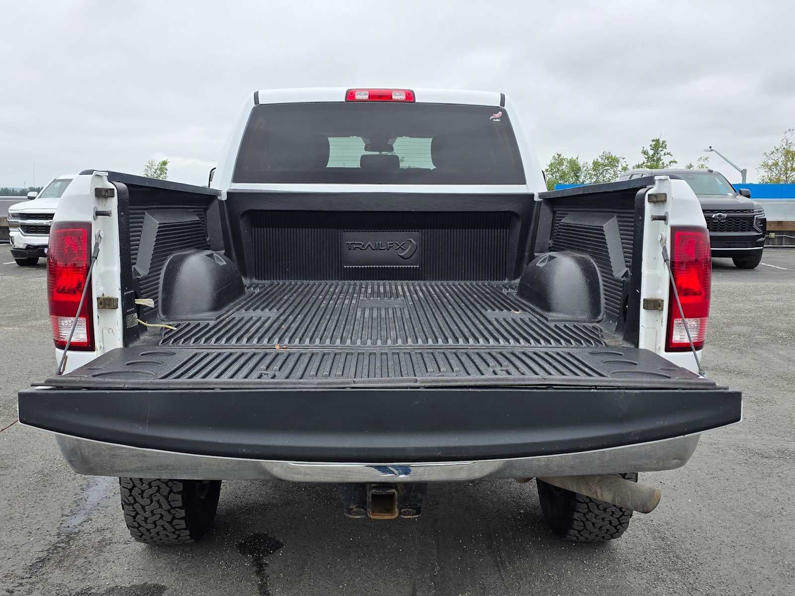 2018 RAM 2500 Tradesman Crew Cab 4x4 6'4" Box