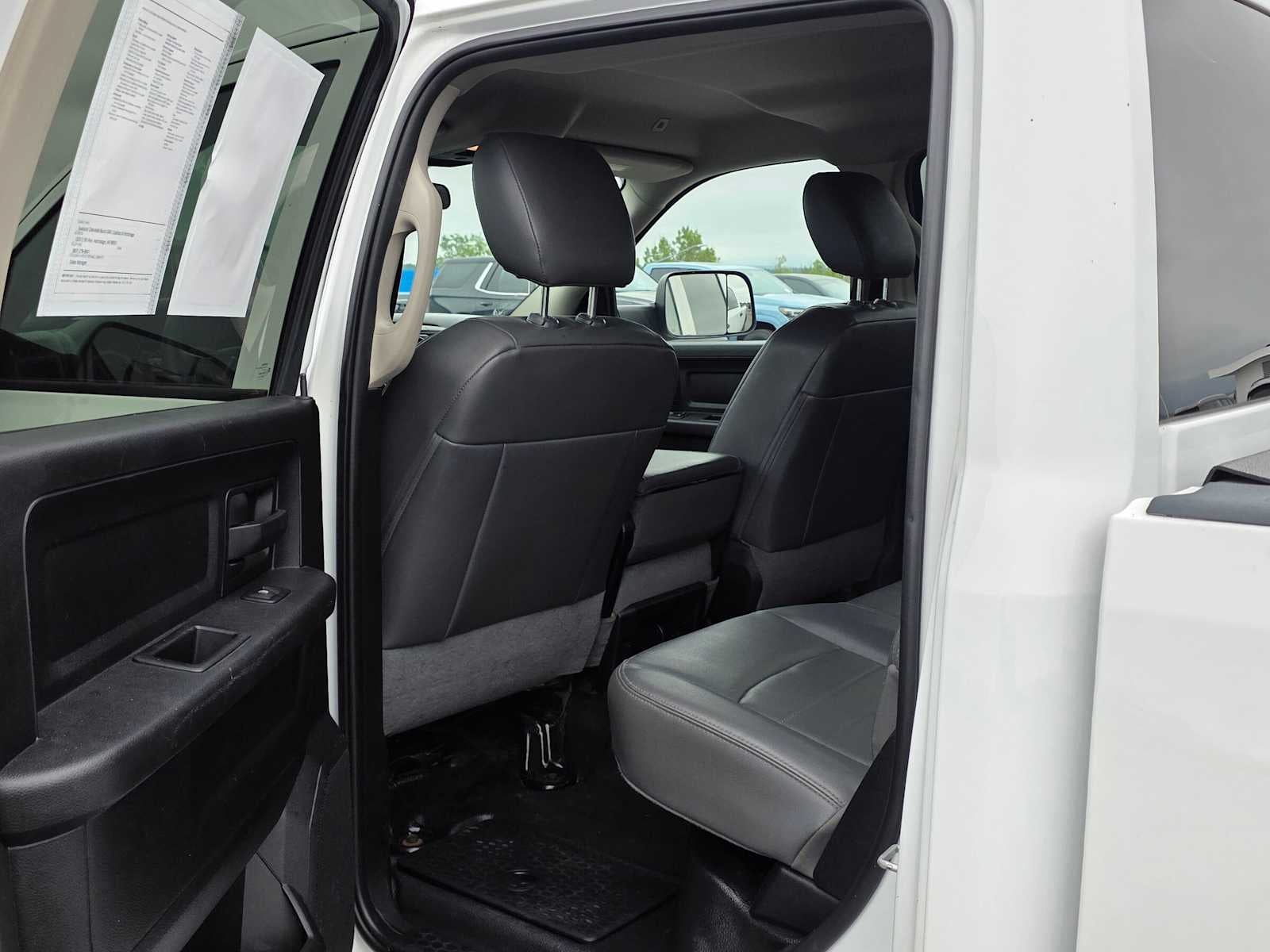 2018 RAM 2500 Tradesman Crew Cab 4x4 6'4" Box