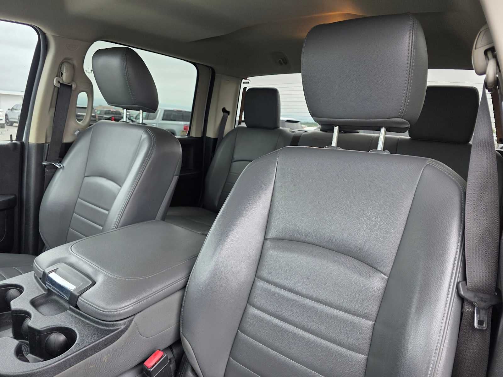 2018 RAM 2500 Tradesman Crew Cab 4x4 6'4" Box