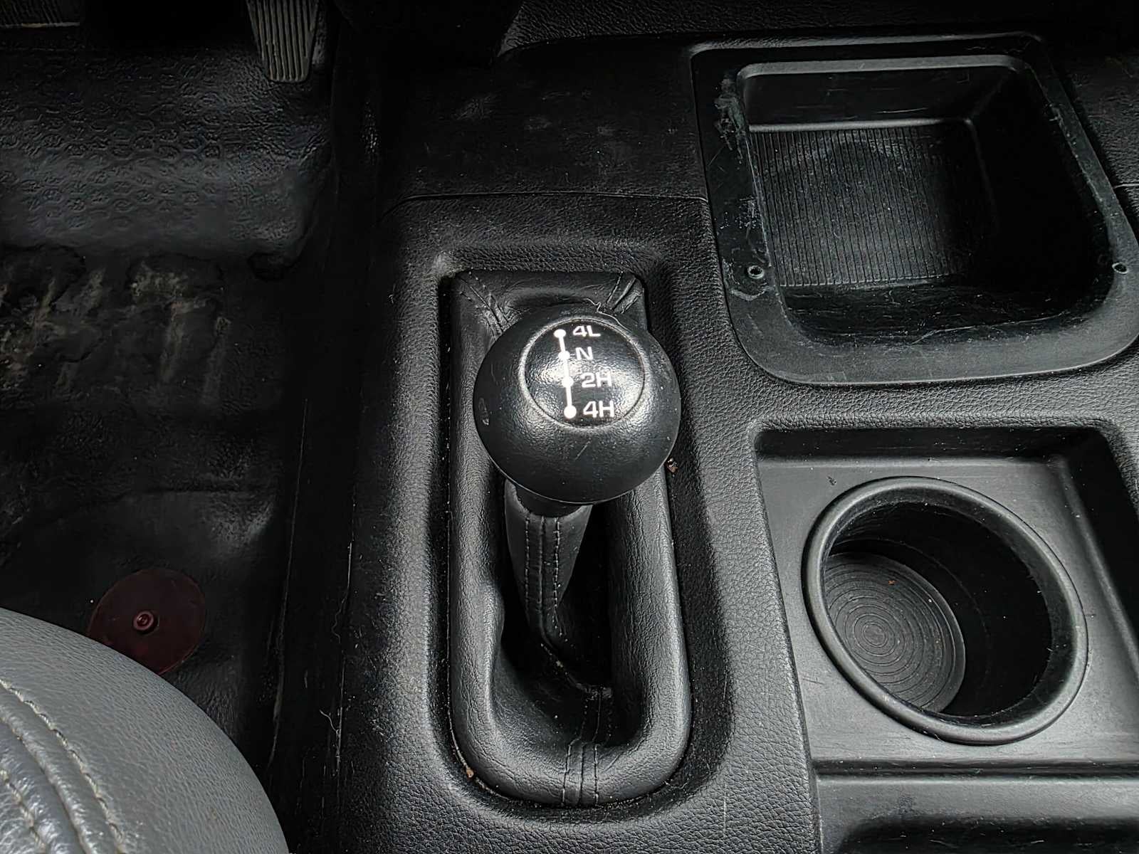 2018 RAM 2500 Tradesman Crew Cab 4x4 6'4" Box