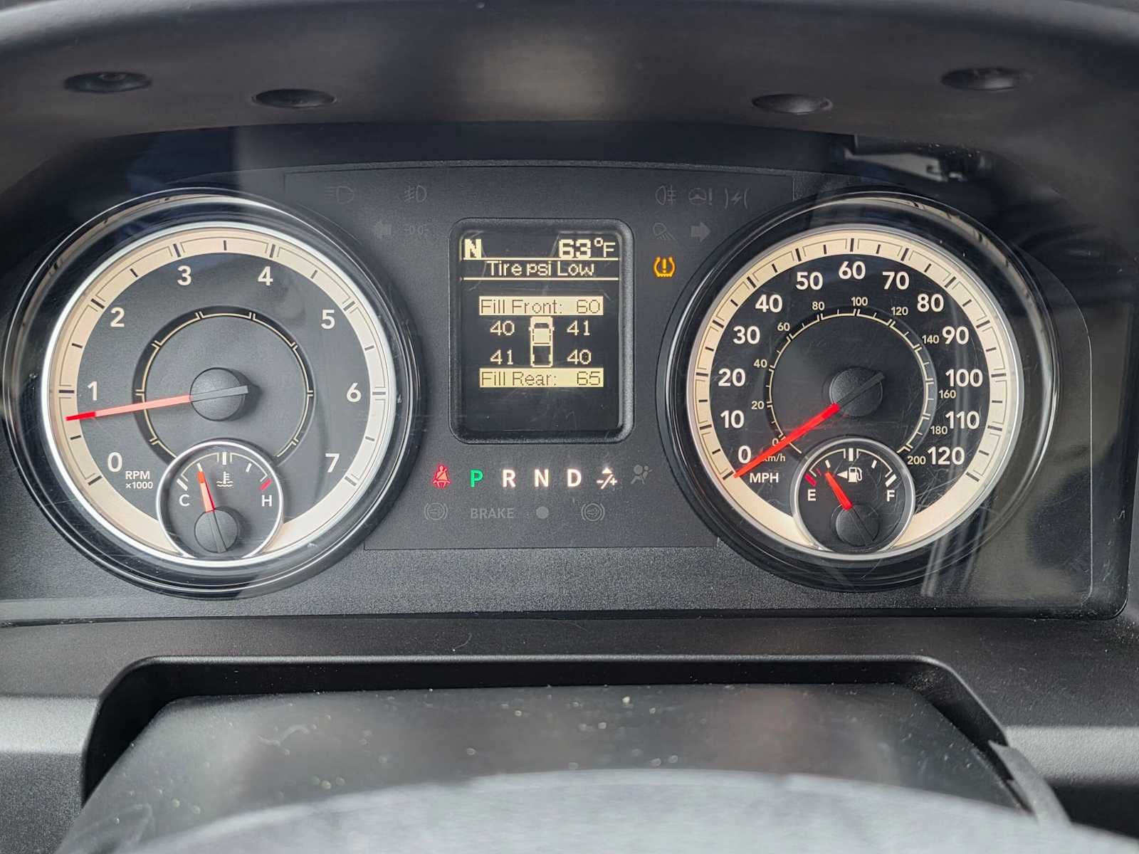 2018 RAM 2500 Tradesman Crew Cab 4x4 6'4" Box