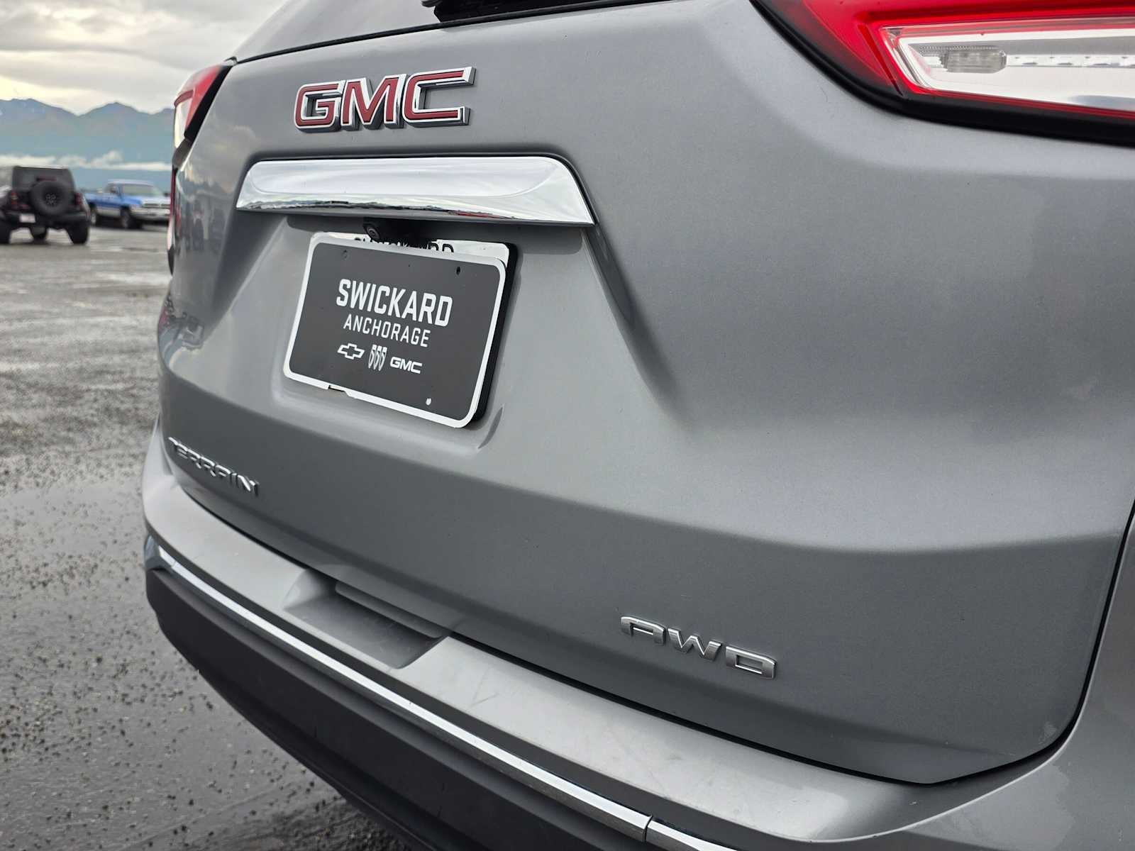 2024 GMC Terrain SLT