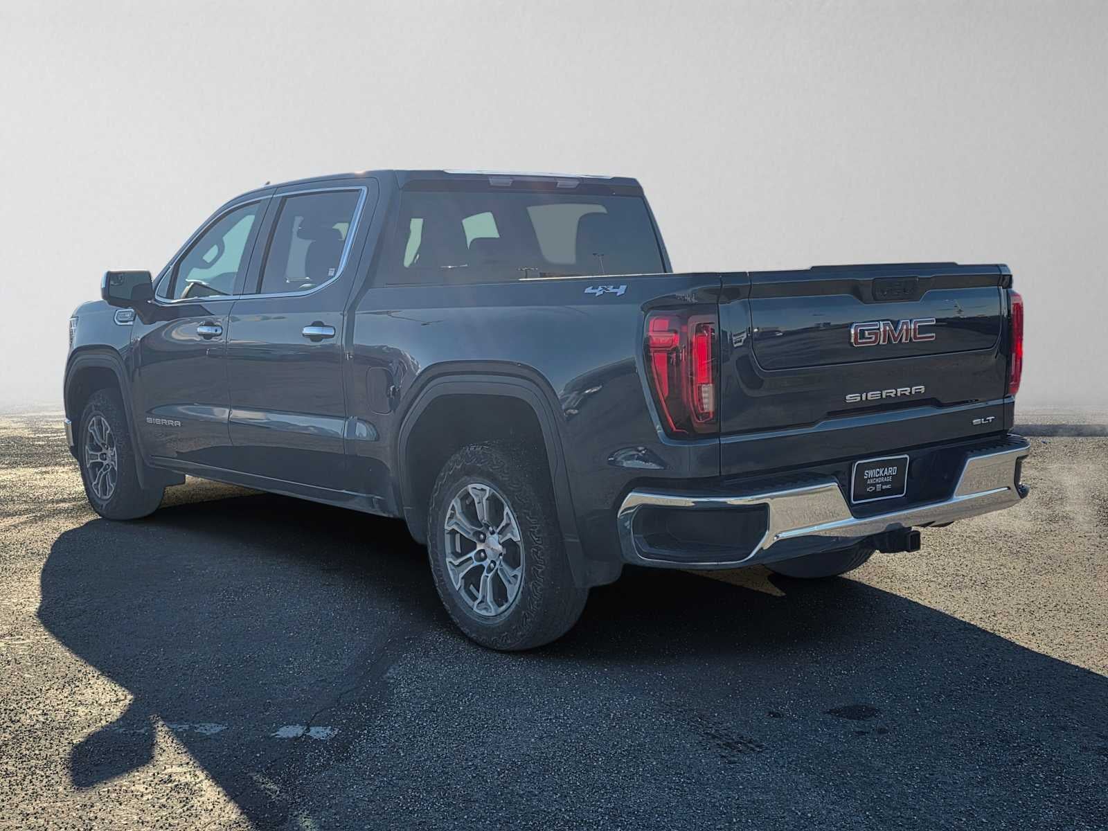 2022 GMC Sierra 1500 SLT