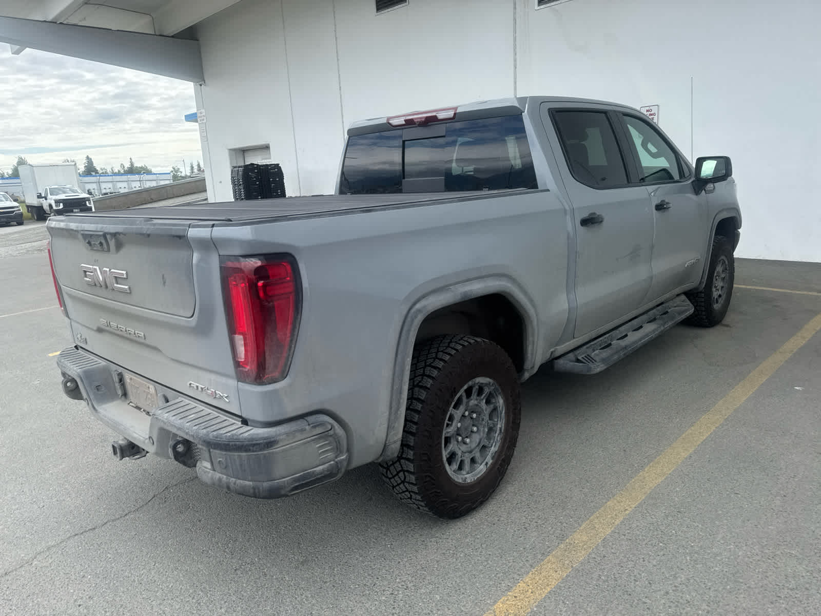2024 GMC Sierra 1500 AT4X